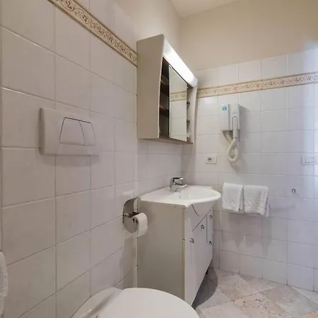Appartamento Rosa:In Centro Alassio Vicino Al Mare Vakantiehuis