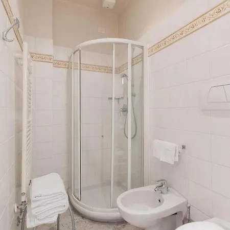 Vakantiehuis Appartamento Rosa:In Centro Alassio Vicino Al Mare *