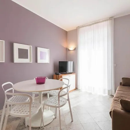 Appartamento Rosa:In Centro Alassio Vicino Al Mare *