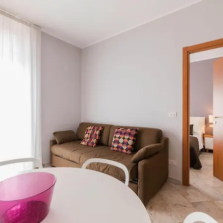 Vakantiehuis Appartamento Rosa:In Centro Alassio Vicino Al Mare
